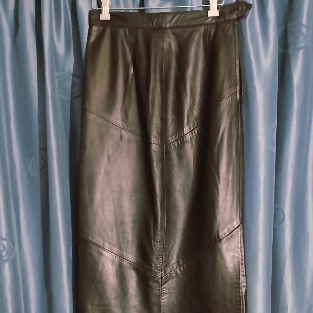 Vintage 'Siena Studio' Black Leather Skirt Sz 8